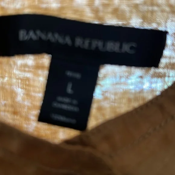 Banana Republic gold button-down shirt sz L - Picture 2 of 2